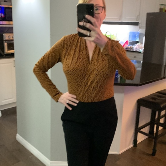 Banana Republic Animal Print Bodysuit - Picture 2 of 4